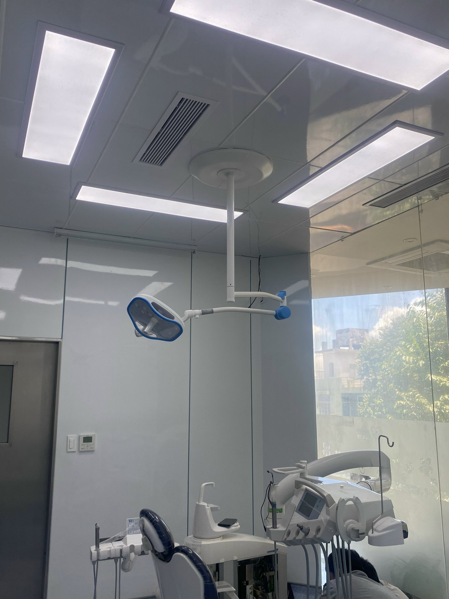 Vách trần kháng khuẩn phòng mổ